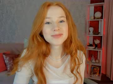 girl
        madeline_jackson cam image #1572329
