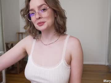 girl
        marymoody cam image #6549096