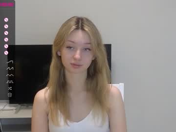 girl
        evafrancis cam image #1828988