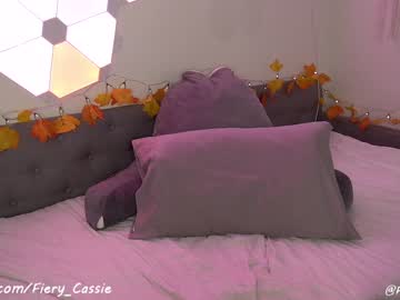 girl
        fiery_redhead cam image #76464