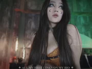 girl
        charlotte_germanotta_ cam image #6368034