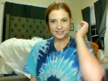 girl
        peachesrant cam image #2556488