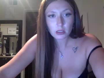 girl
        april_1x cam image #4970566