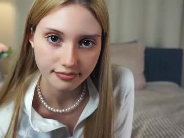 girl
        brimladamos cam image #6541437