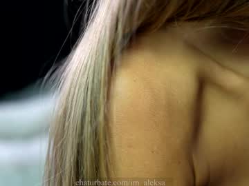 girl
        im_aleksa cam image #6689981
