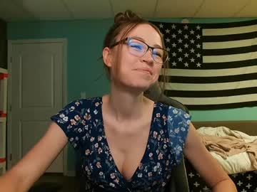 girl
        anabelleleigh cam image #6840987