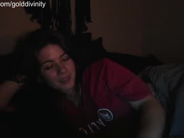 girl
        _modestmouse cam image #2796112