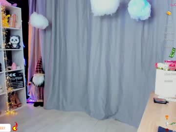 girl
        blush_mikki cam image #3213561
