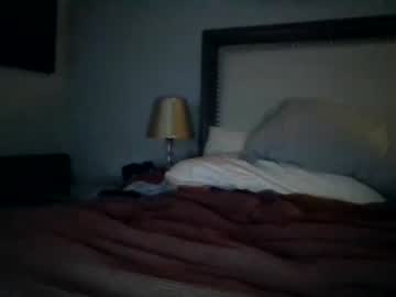 girl
        whitniwet cam image #3341468
