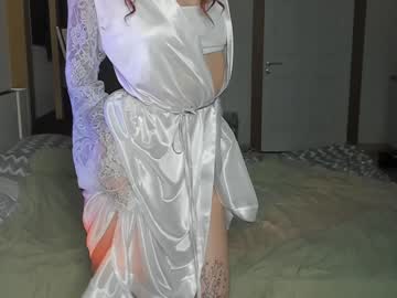 girl
        jennifer_ewans cam image #2652067