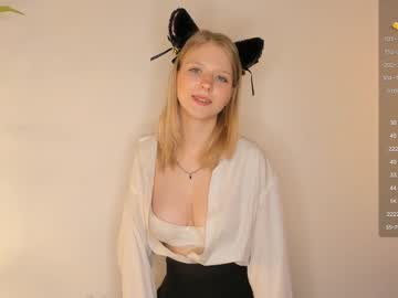 girl
        maydadurston cam image #3954174