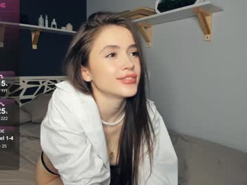 girl
        thirst_to_love cam image #4720505