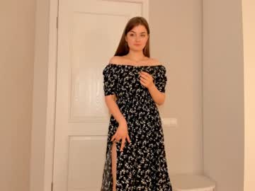 girl
        _angel_wings_ cam image #1901619