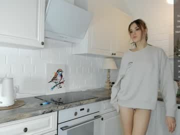 girl
        baileywalton cam image #2316903