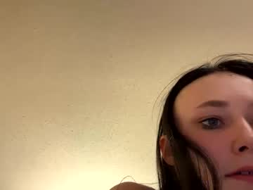 girl
        lenity_life cam image #5358009