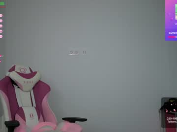 girl
        veronikavonk cam image #1936288