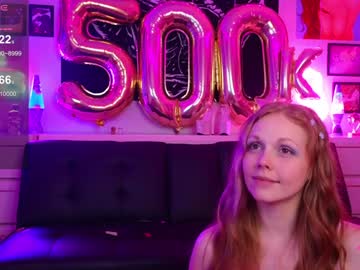 girl
        daphnemadison cam image #5437134