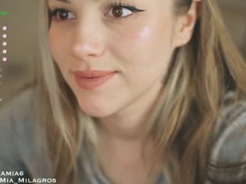 girl
        mia_milagros cam image #1047822