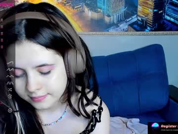 girl
        nessa_more cam image #644276