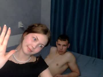 couple Nude Cam Girls Playing Games with luckysex_