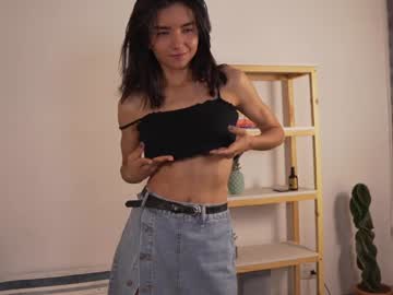 girl
        urcutelinda cam image #4321684