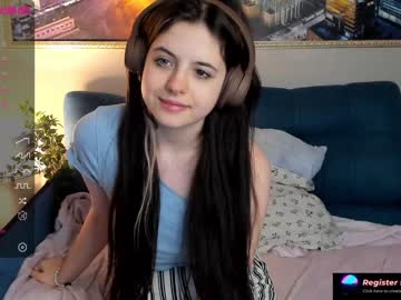 girl
        nessa_more cam image #529086