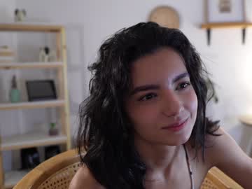 girl
        urcutelinda cam image #4645255
