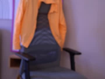 girl
        oliviavilolobos cam image #4360844