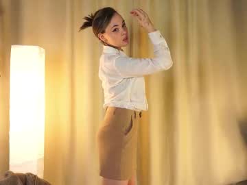 girl
        antoniaedgeworth cam image #5906409