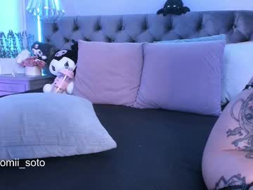 girl
        naomii_soto cam image #6830585