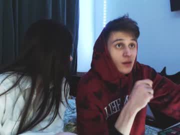 couple
        cute_guys_1 cam image #480060