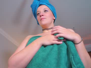 girl
        juicyandthepussyblvd cam image #149549