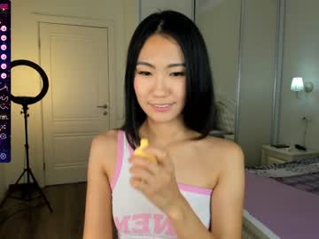 girl
        raru_mi cam image #2134880