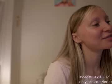 girl
        pureangeldolores cam image #2667401