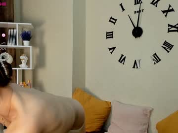 girl
        tastypoint cam image #2310151