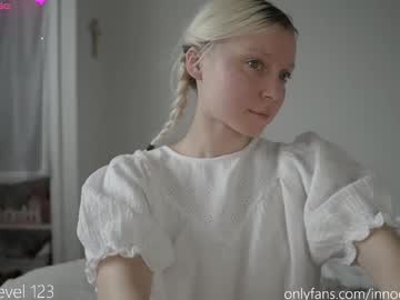 girl
        pureangeldolores cam image #6223291