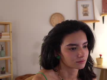 girl
        urcutelinda cam image #4673545