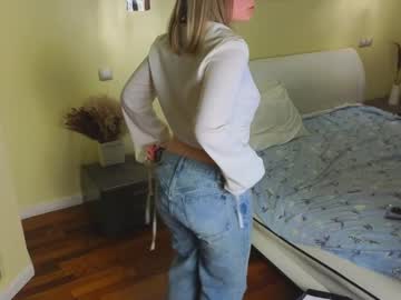 girl
        petulaaldridge cam image #6395380