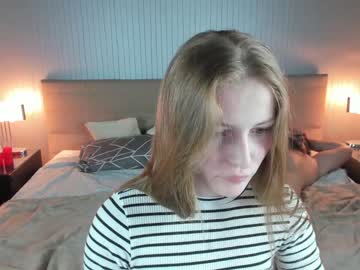 couple
        amont69 cam image #1419813