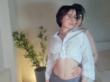 couple
        hoiiy_cute cam image #2186330
