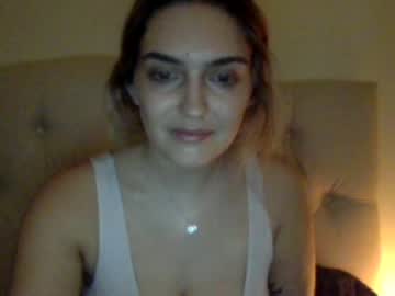 girl
        mollystoneeof cam image #532327