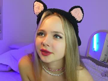 girl
        molly__meow cam image #4486549
