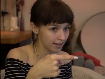 girl
        diruriru cam image #3593006