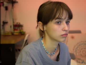 girl
        diruriru cam image #3974814