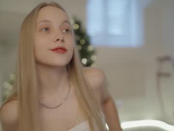 girl
        victoria_karma cam image #3132611