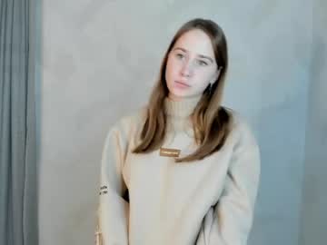 girl
        caseyblanc cam image #2998747