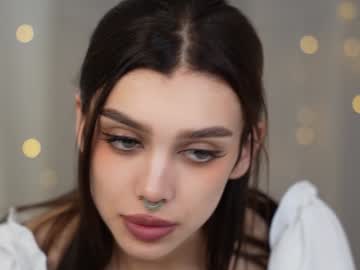 girl
        karina_amiri cam image #4713993