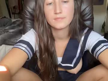 girl
        ivylevi cam image #3472880
