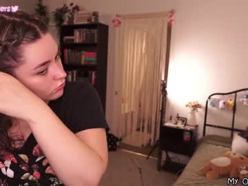 girl
        evelynpiers cam image #1773853