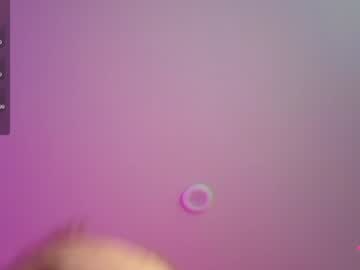 girl
        daphnemadison cam image #5736505